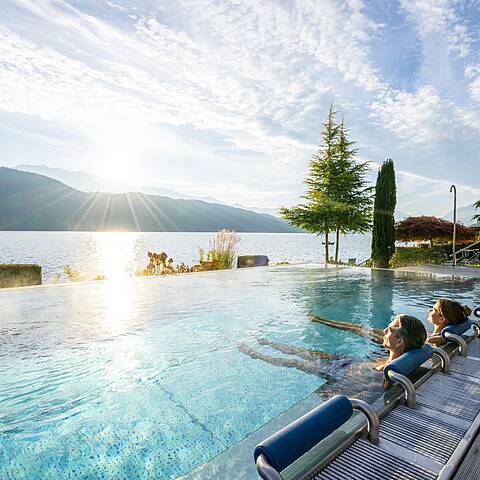 Sonnenschein am Pool  © Gert Perauer_Badehaus Millstätter See